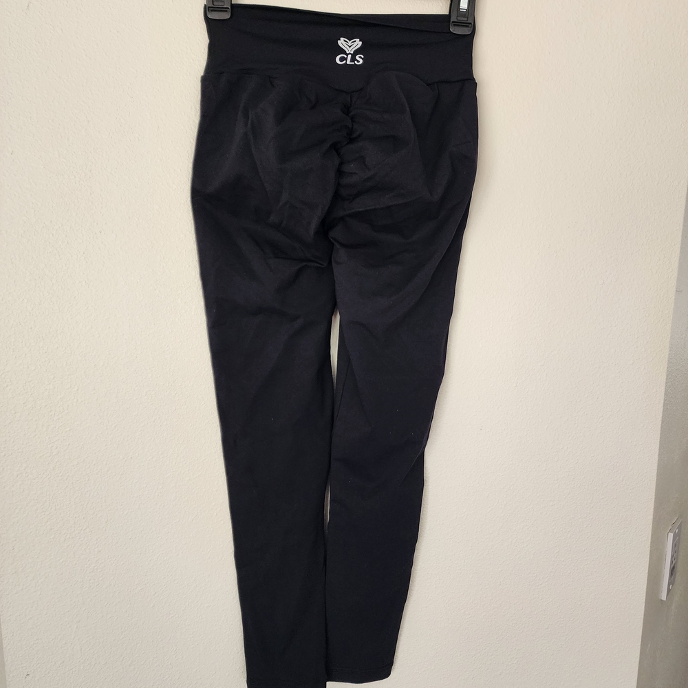 CLS sleek Black High-Rise Leggings - Picture 4 of 6